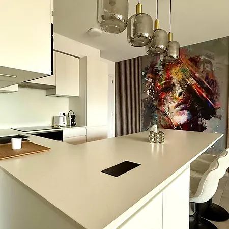 Cosy And Modern 1bed Near Gare Du Midi Dox Apartment *