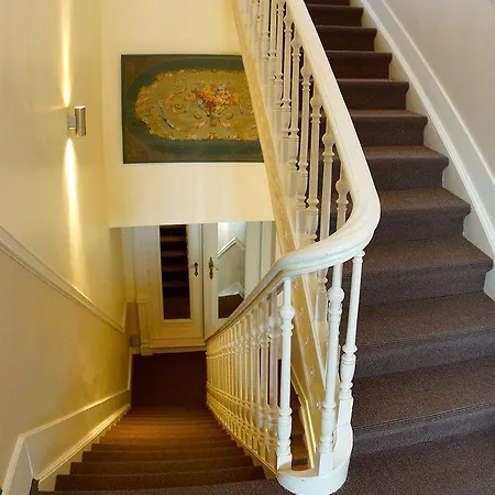 Bed & Breakfast Leopoldine Brussels 3*