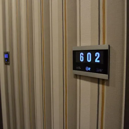 Hotel The Helmet 2*