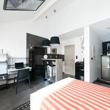 Realtycare Flats Grand Place