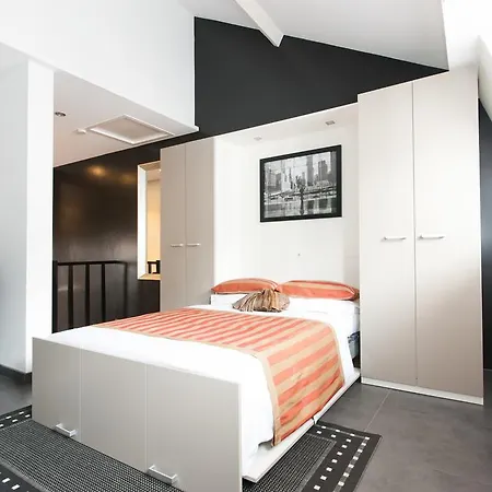 Lägenhetshotell Realtycare Flats Grand Place *