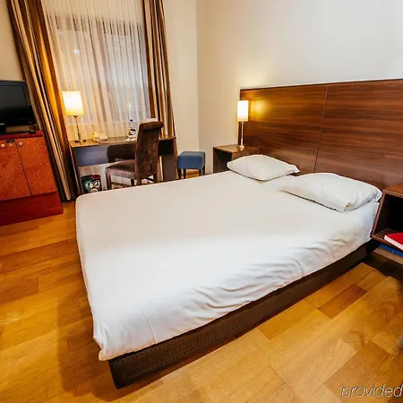 Numa Royal Galleries Hotel 4*