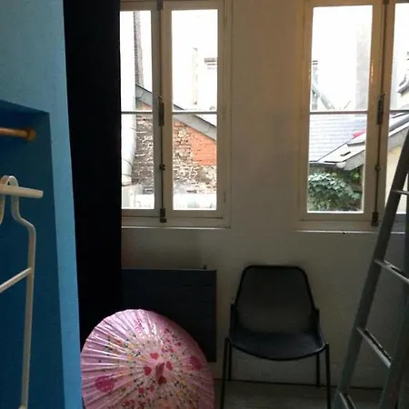 Charming House Close To Grand Place Pensión Bruselas