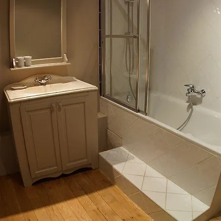 Bed & Breakfast Leopoldine Brussels 3*