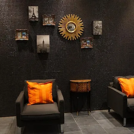 Hotel Aviation Saint-Gilles
