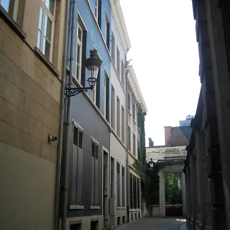 Taptoe Ii 3* Bruxelles