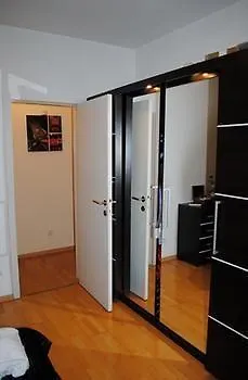 Отель Bed And Breakfast Брюссель