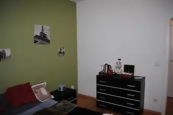Отель Bed And Breakfast 2*