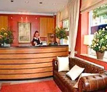 Albert Hotel Ξενοδοχείο 2*