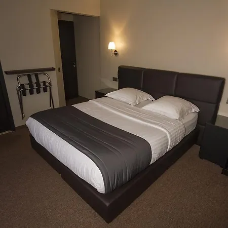 Le Chantecler Hotel 2*