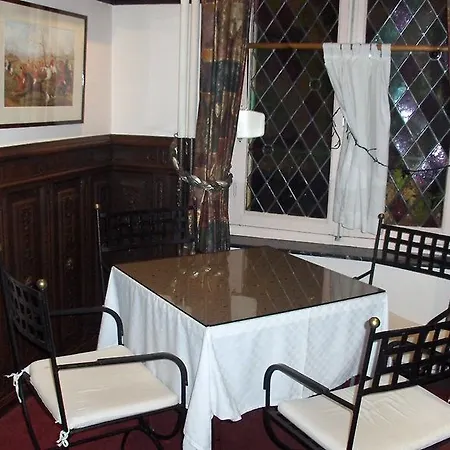 Queen Mary Hotel