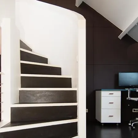Апартаменты Brussels Apartment Брюссель