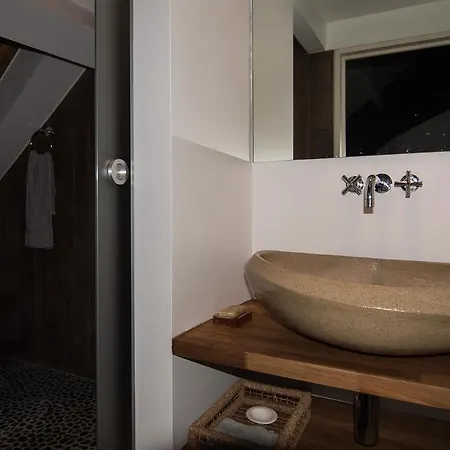 Апартаменты Brussels Apartment