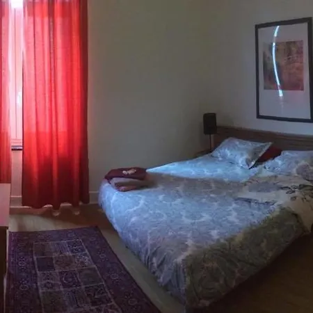 Aparthotel Appart-hotel Maison De La Lune - Petite D'etterbeek Brussels