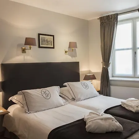 Hotel Le Dixseptieme 4*