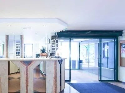 Western County House Hotel 3*
