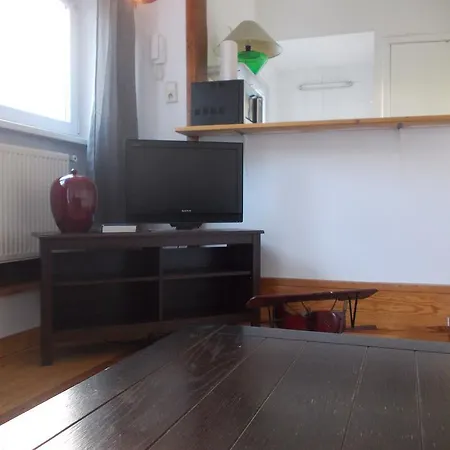 Apartment Trone