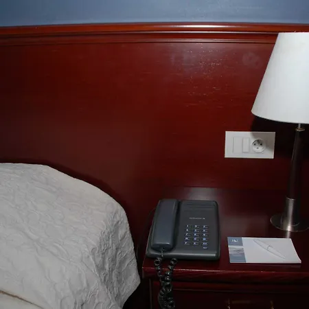 9hotel Sablon