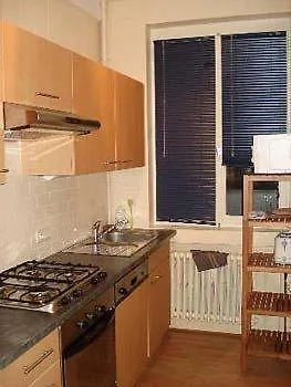 Rentbynight בריסל