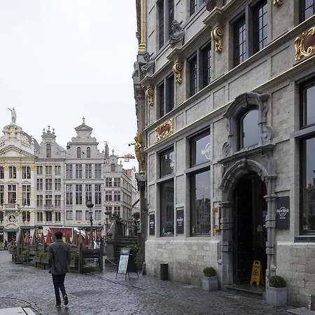 Hotel Easyhotel Centre 3*