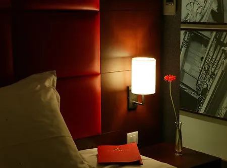 New Charlemagne Hotel 4*