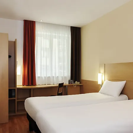 Ibis Off Grand'place Отель Брюссель