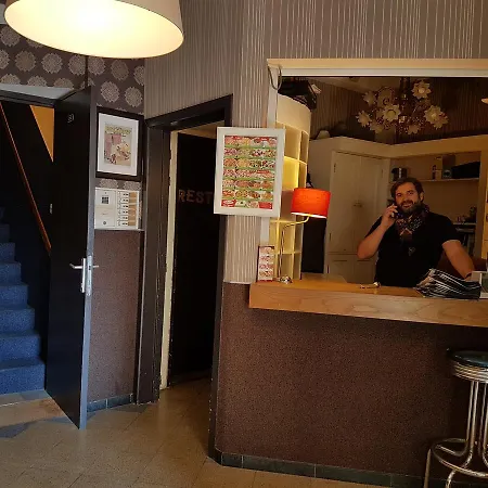 Hostal Galia *