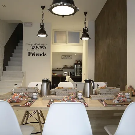 Be In לינה וארוחת בוקר בריסל