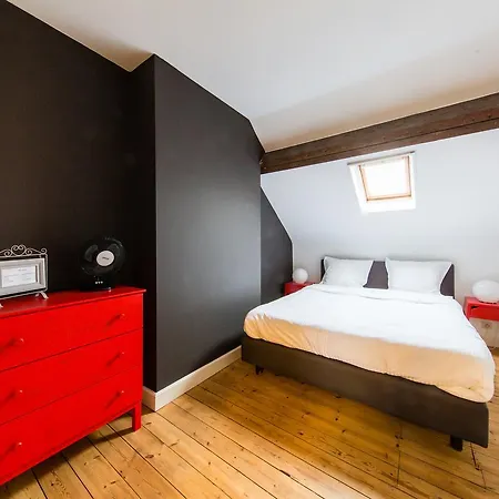 Aparthotel Urban Eu 2*