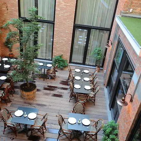 Latroupe Le Berger 3* Brussels