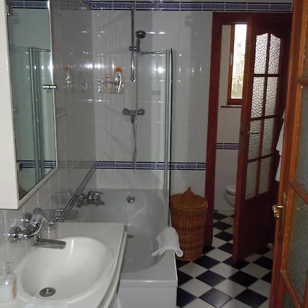 & Housingbrussels * Βρυξέλλες