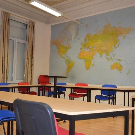 Couette-café Institute Of Cultural Affairs *