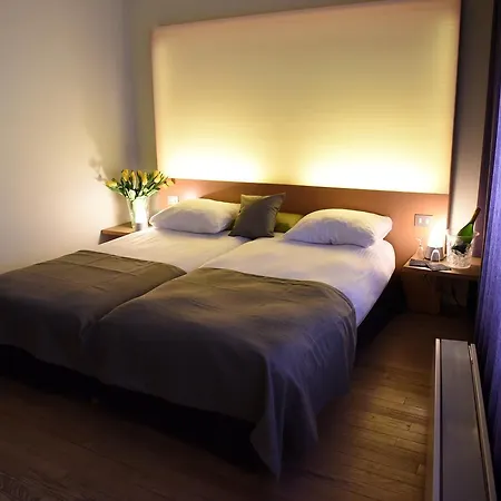 322 Lambermont Brussels 3* Schaerbeek