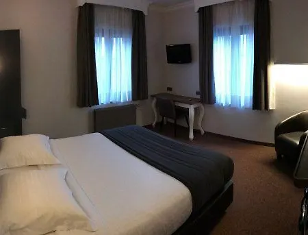 Hotel Le Chantecler Brussel