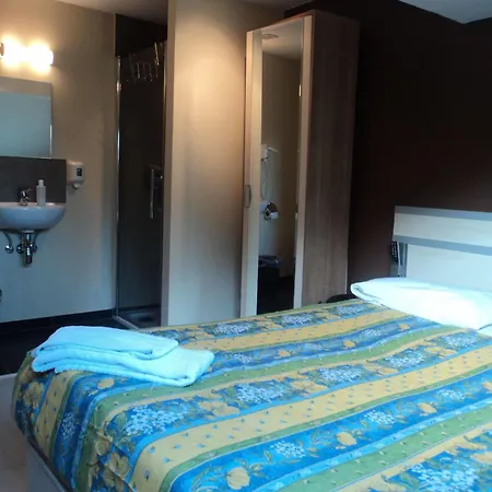 Отель Hotel Albergo