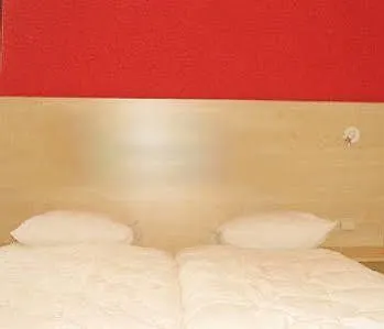 Midi Station Hotel 2*