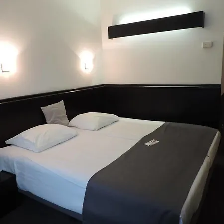 Hotel Brussels 3* Brussel