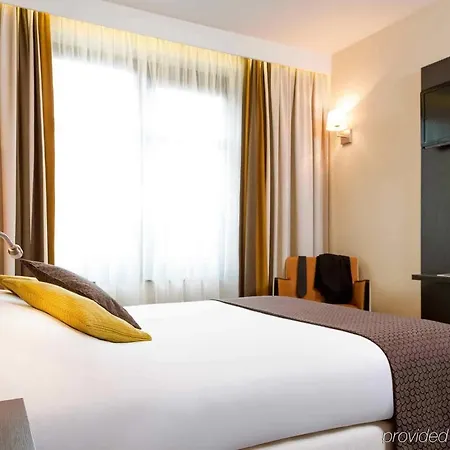 Ibis Styles Centre Stephanie Hotel 3*