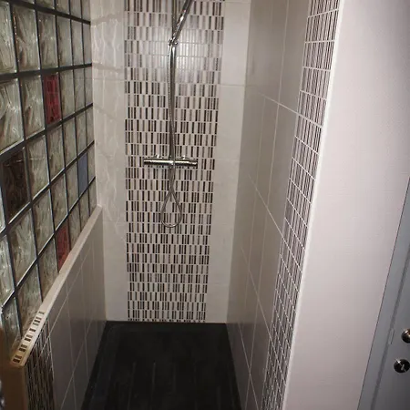 J And R * Брюссель