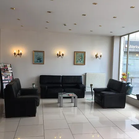 Windsor Hotel 2*