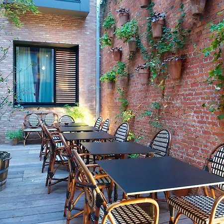 Hotel Latroupe Le Berger 3*