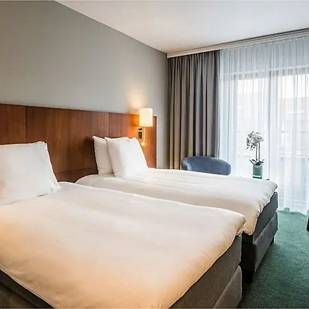 Отель Nh Eu Berlaymont 4*