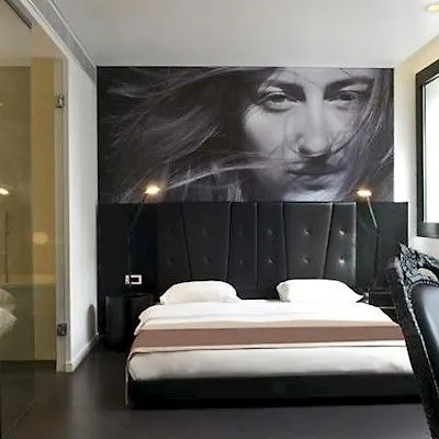Aparthotel B-aparthotel Regent 4*