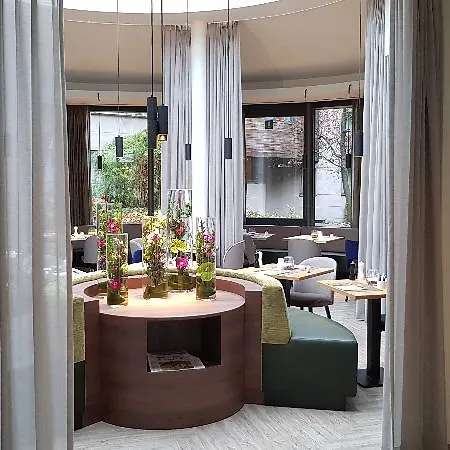 Отель Nh Eu Berlaymont