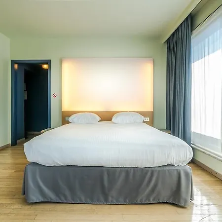 322 Lambermont Brussels Otel 3*