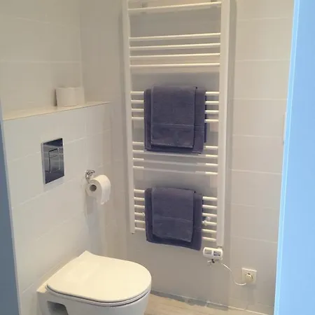 Le Seize Bed and breakfast