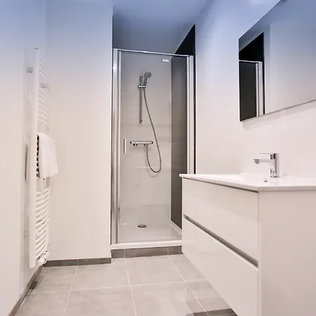 Compagnie Des Sablons Apartment