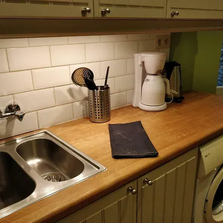 Center Apartment *