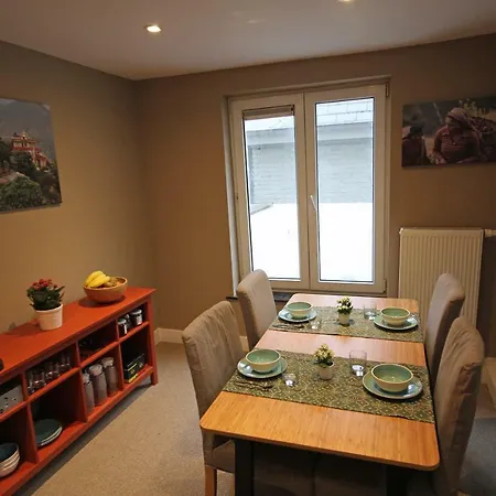 Hooome Bed and breakfast 3*