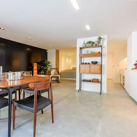 1bd With Garden Brugmann Area بروكسل